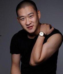 吃瓜神进娱乐圈,从瓜田到娱乐圈的华丽转身